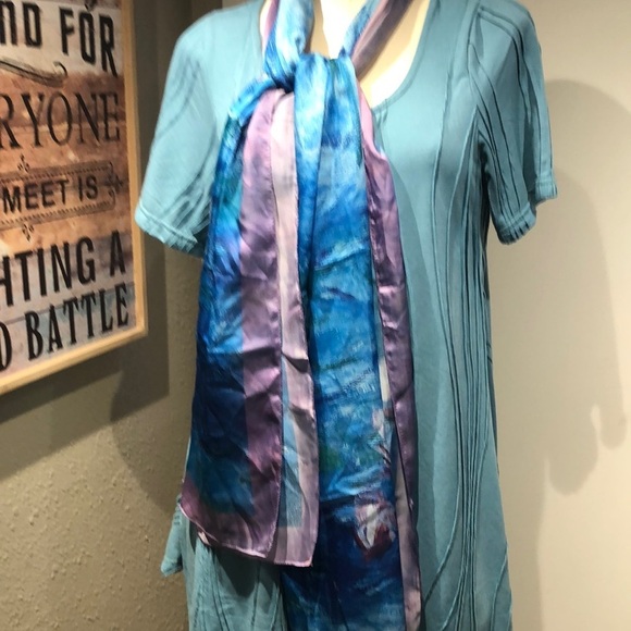 Blue and Purple Women's Scarf - Picture 11 of 16